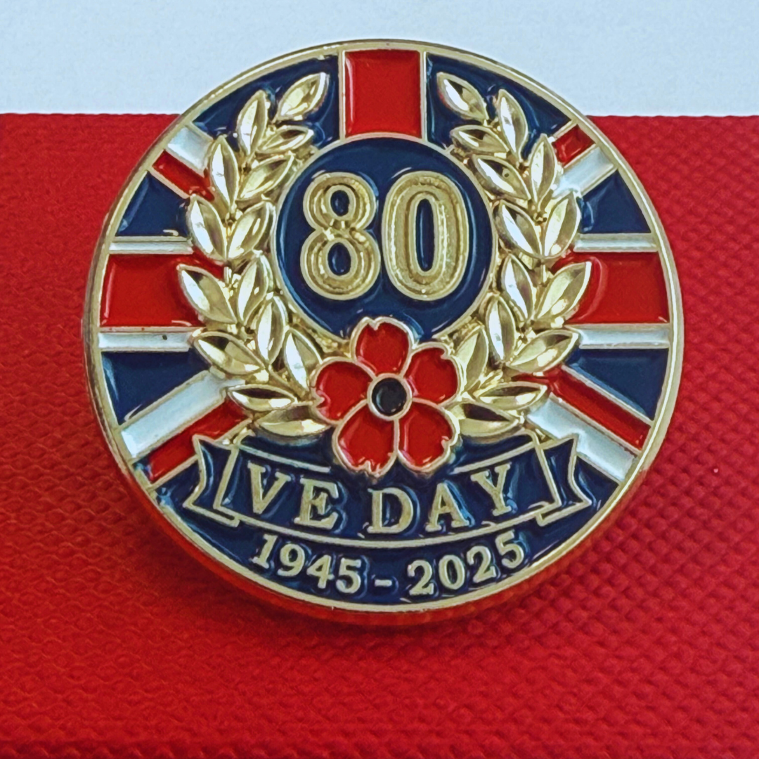 VE Day 80th Anniversary Commemorative Poppy & Laurel Pin Badge