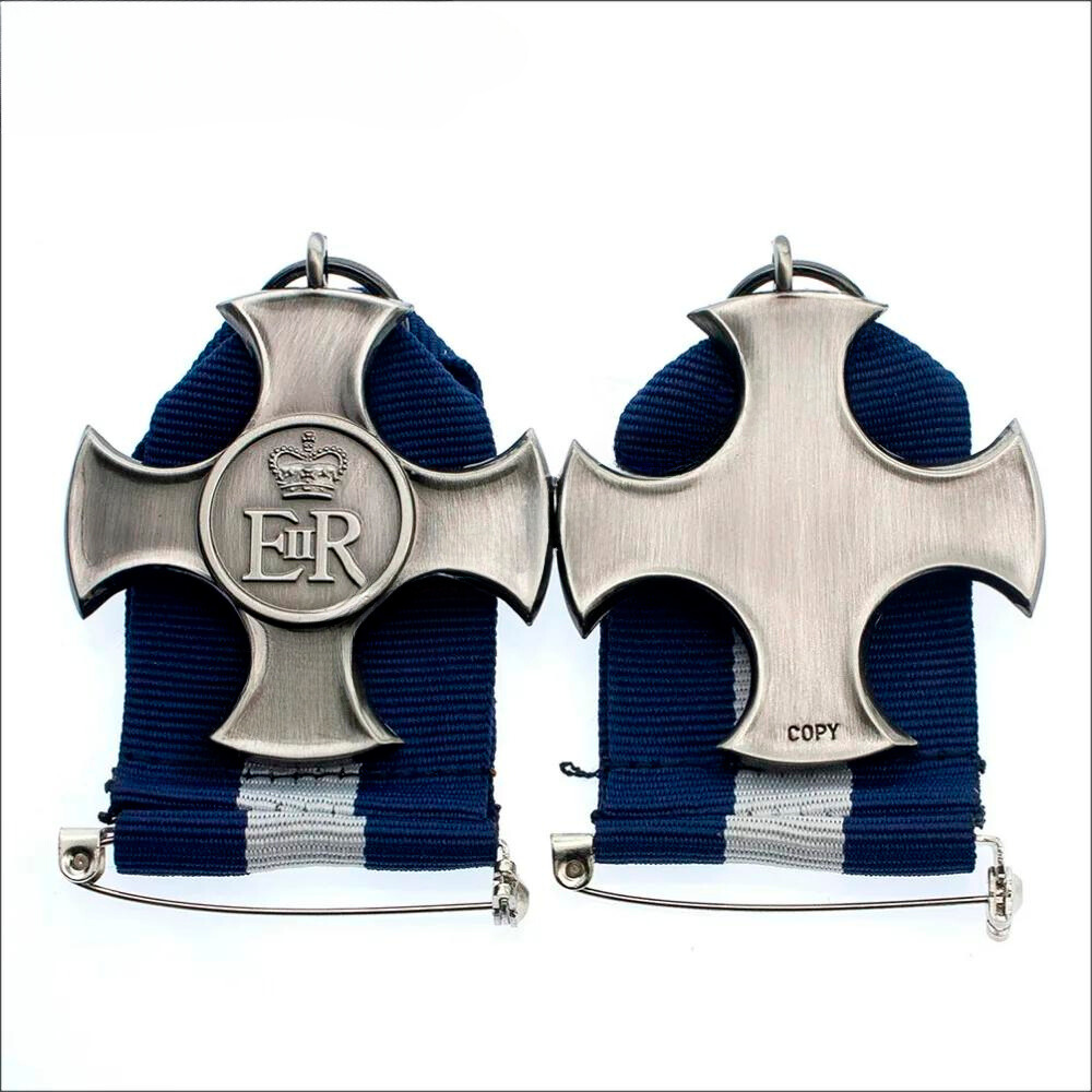 Distinguished EIIR Honour Cross