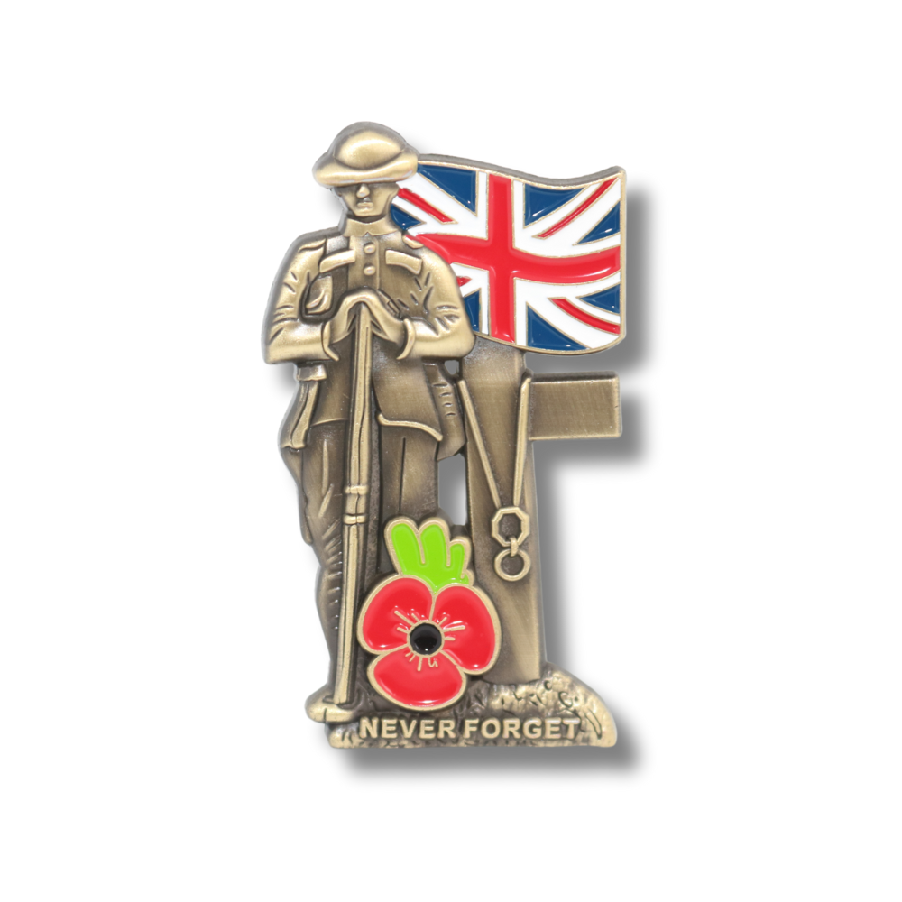 British Army Soldier NEVER FORGET Commemorative Pin Badge / New Dog Tags
