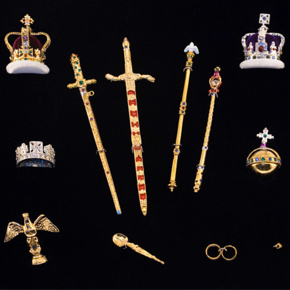 Miniature Set - Twelve Piece Coronation